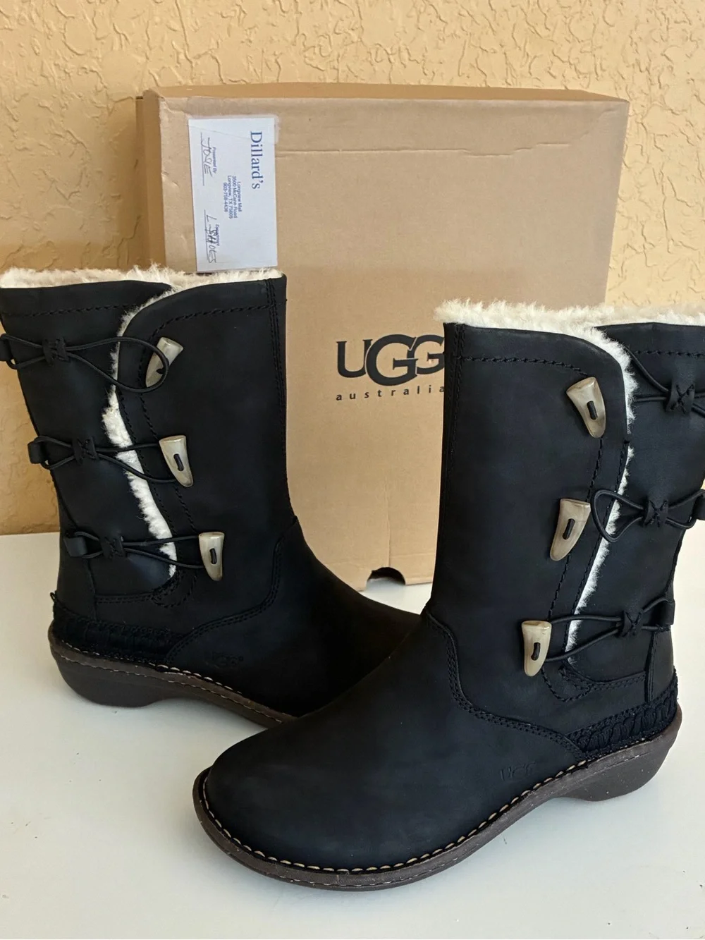 UGG Australia Women’s Black Kona (5156) Boots NEW IN BOX - Size 8